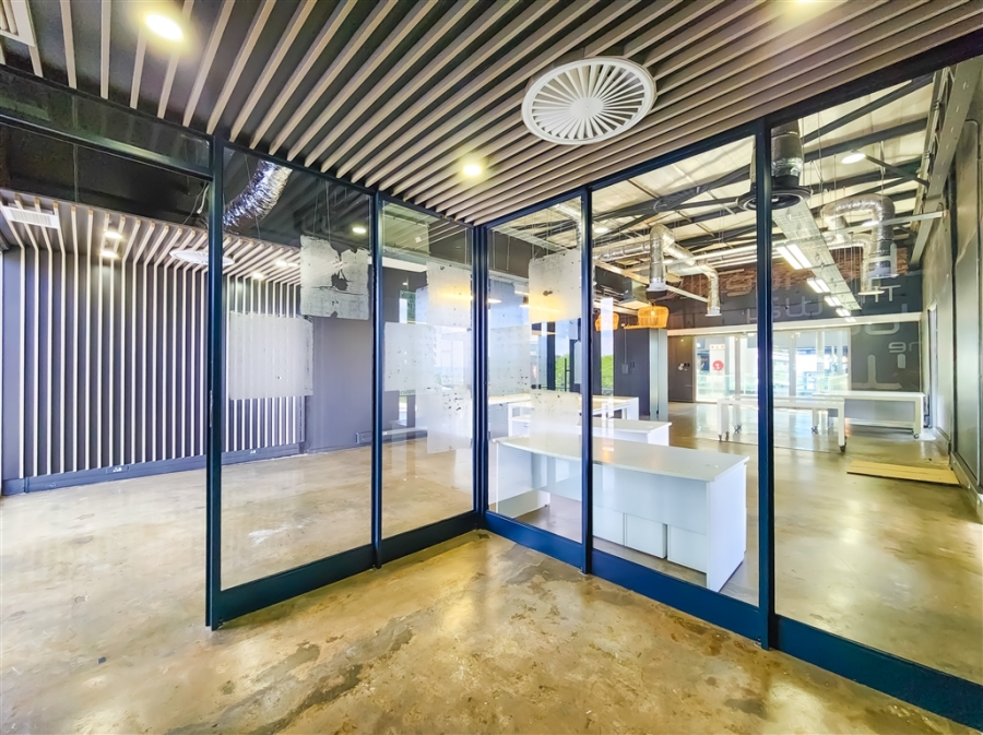 To Let Commercial Property for Rent in Magaliessig Gauteng