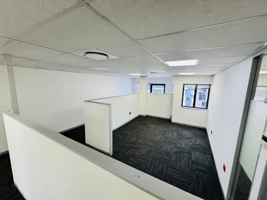 To Let Commercial Property for Rent in Vorna Valley Gauteng