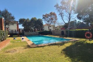 2 Bedroom Property for Sale in Greenstone Hill Gauteng