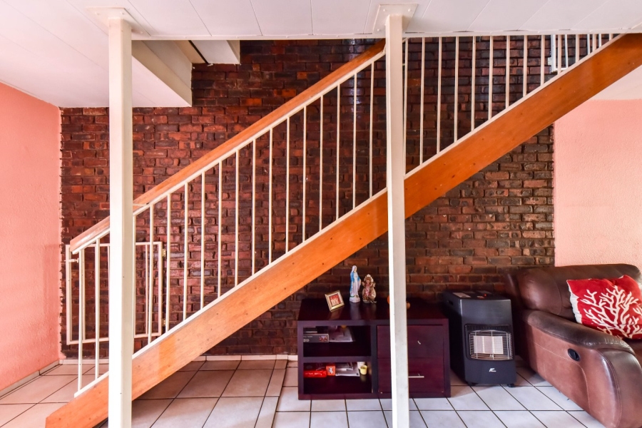 3 Bedroom Property for Sale in Sinoville Gauteng