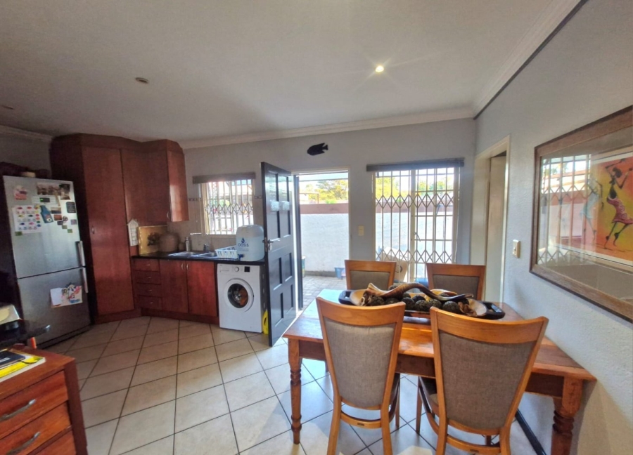 2 Bedroom Property for Sale in Annlin Gauteng