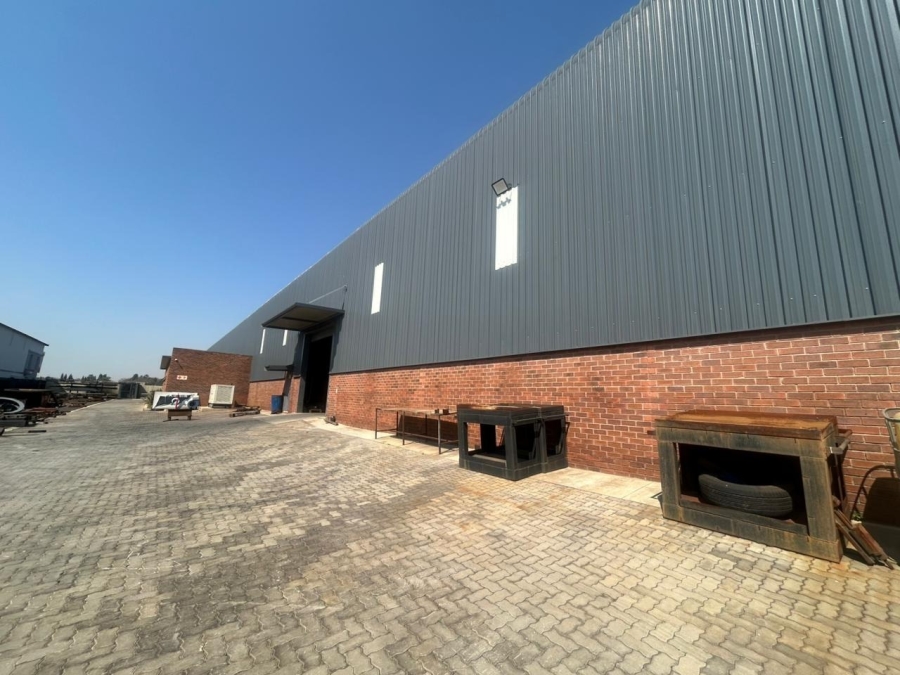 Commercial Property for Sale in Knoppieslaagte Gauteng