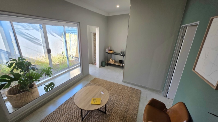 To Let Commercial Property for Rent in Lyttelton Manor Gauteng