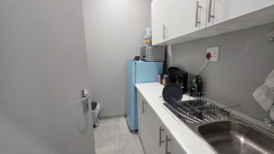 To Let Commercial Property for Rent in Lyttelton Manor Gauteng
