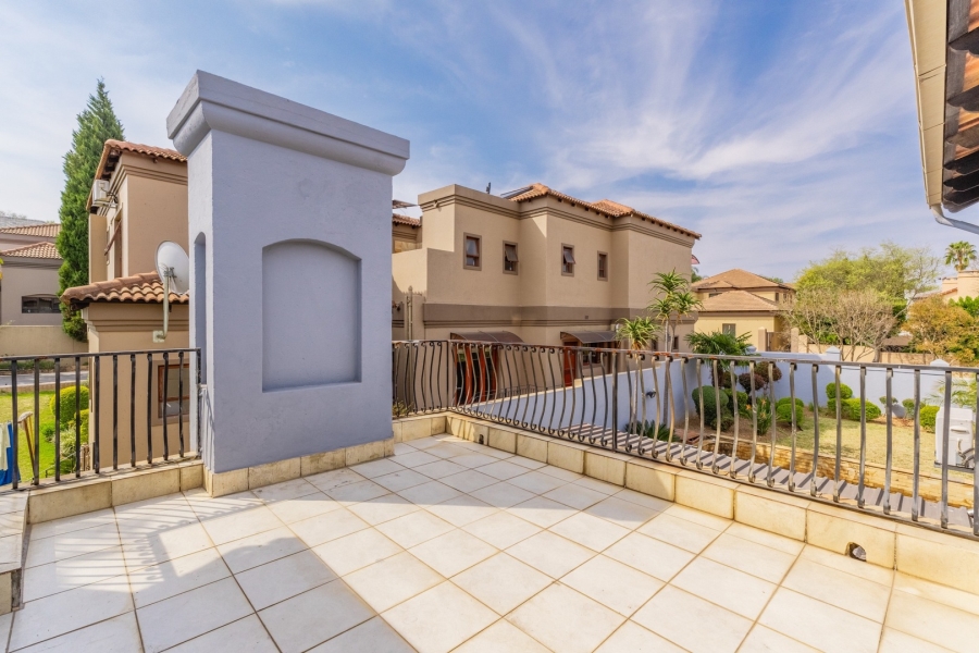 To Let 4 Bedroom Property for Rent in Dainfern Valley Gauteng