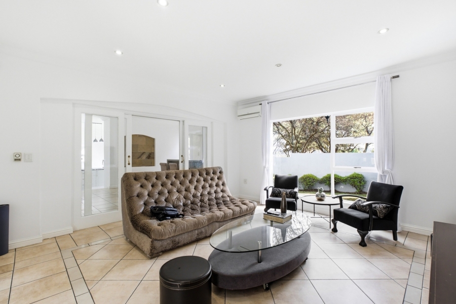 To Let 4 Bedroom Property for Rent in Dainfern Valley Gauteng