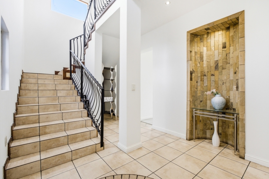 To Let 4 Bedroom Property for Rent in Dainfern Valley Gauteng