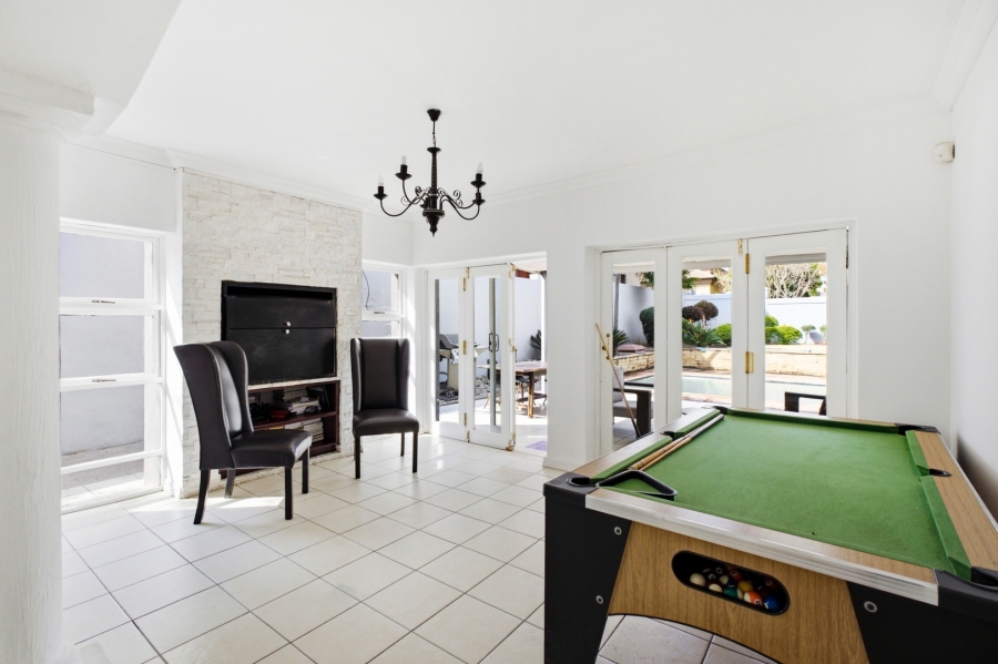 To Let 4 Bedroom Property for Rent in Dainfern Valley Gauteng