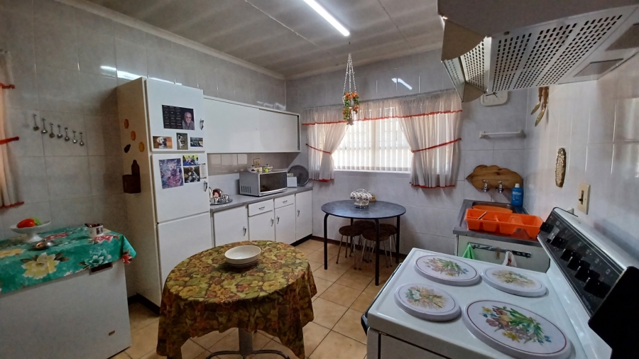 3 Bedroom Property for Sale in Vanderbijlpark SE 6 Gauteng