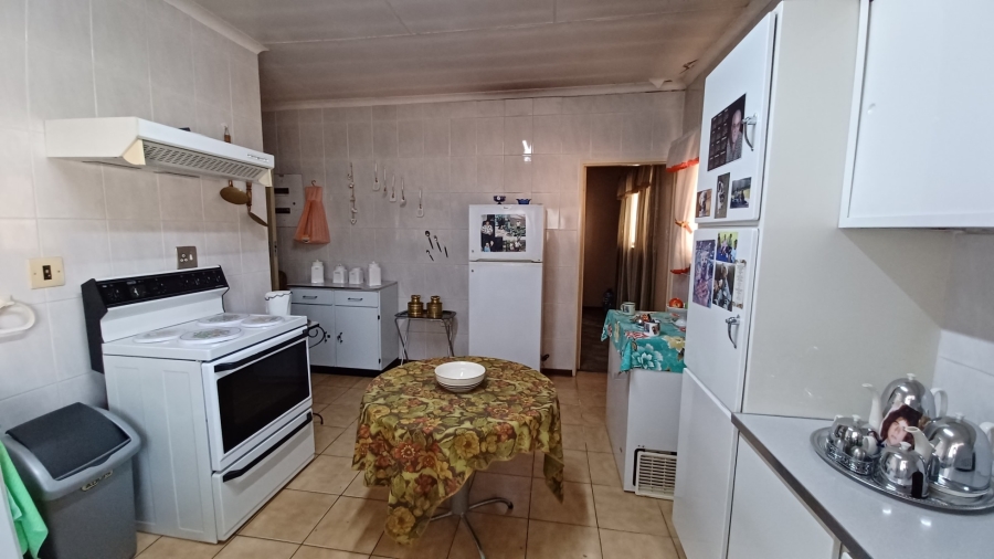 3 Bedroom Property for Sale in Vanderbijlpark SE 6 Gauteng