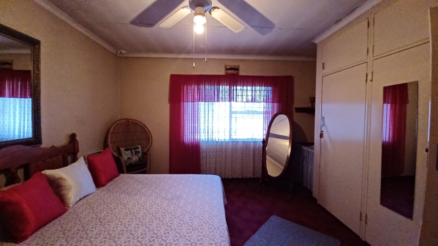 3 Bedroom Property for Sale in Vanderbijlpark SE 6 Gauteng