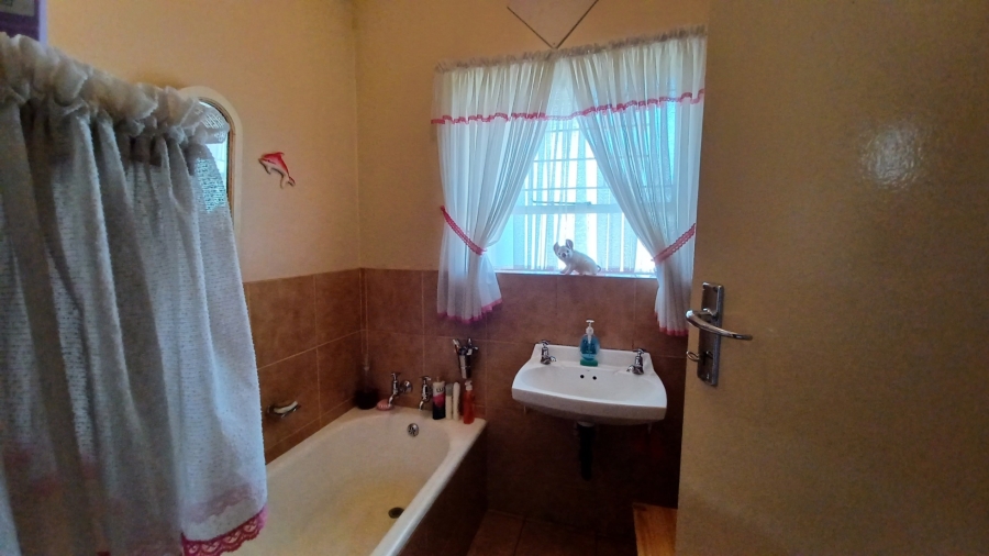 3 Bedroom Property for Sale in Vanderbijlpark SE 6 Gauteng