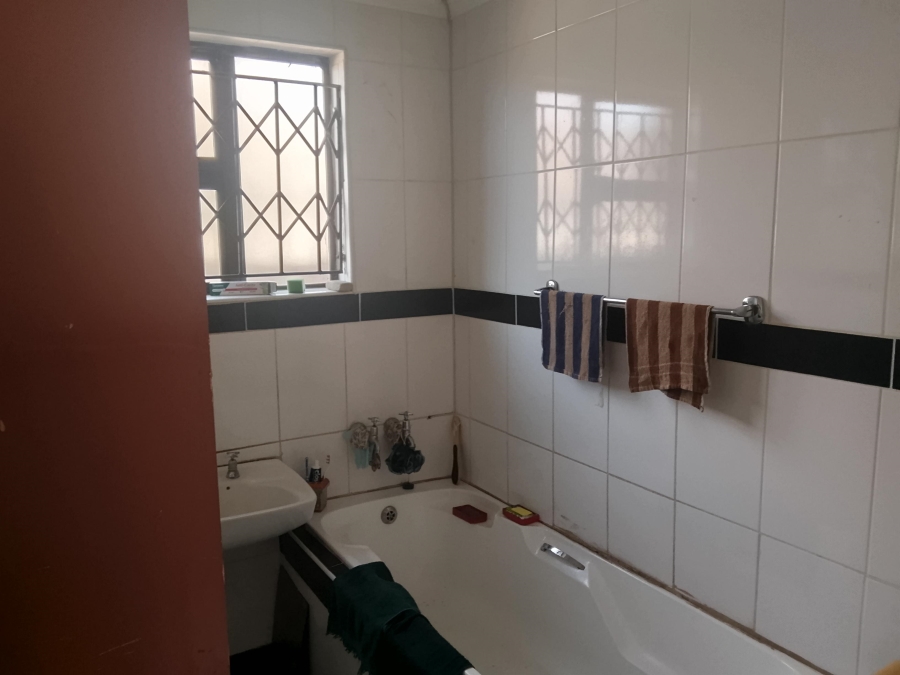 3 Bedroom Property for Sale in Vosloorus Gauteng