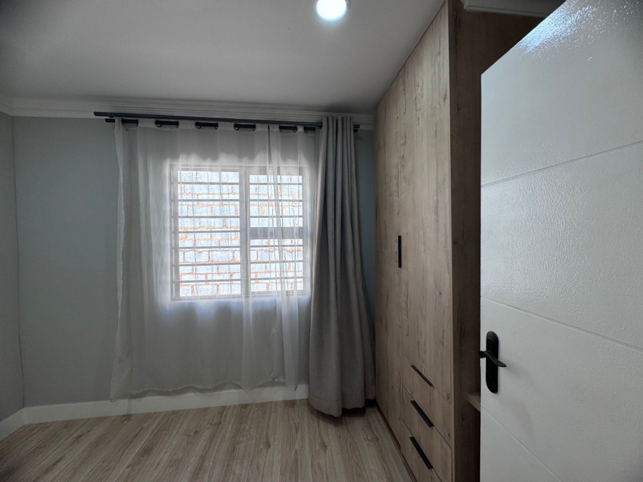 4 Bedroom Property for Sale in Dawn Park Gauteng