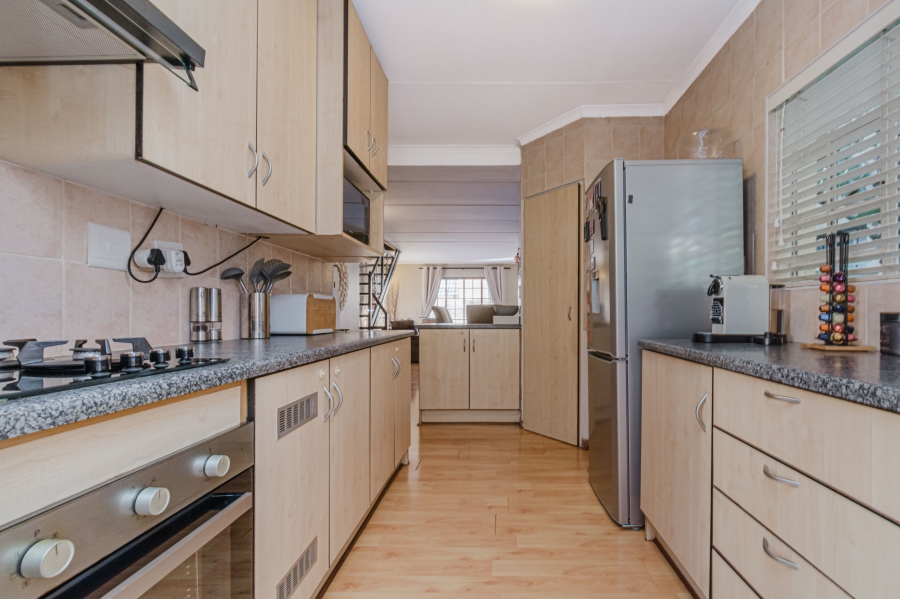 3 Bedroom Property for Sale in North Riding Gauteng