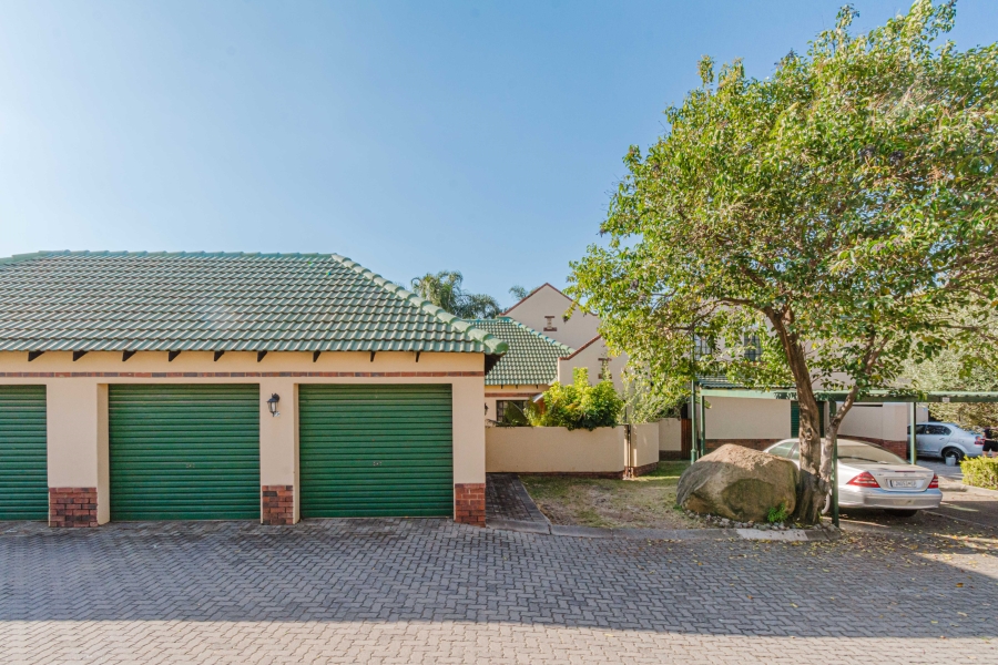 3 Bedroom Property for Sale in North Riding Gauteng