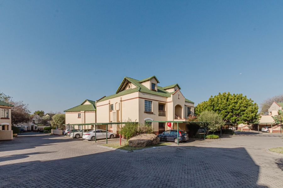 3 Bedroom Property for Sale in North Riding Gauteng