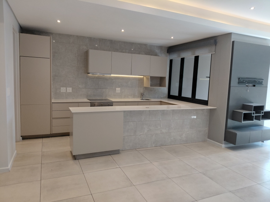 To Let 3 Bedroom Property for Rent in Rosebank Gauteng