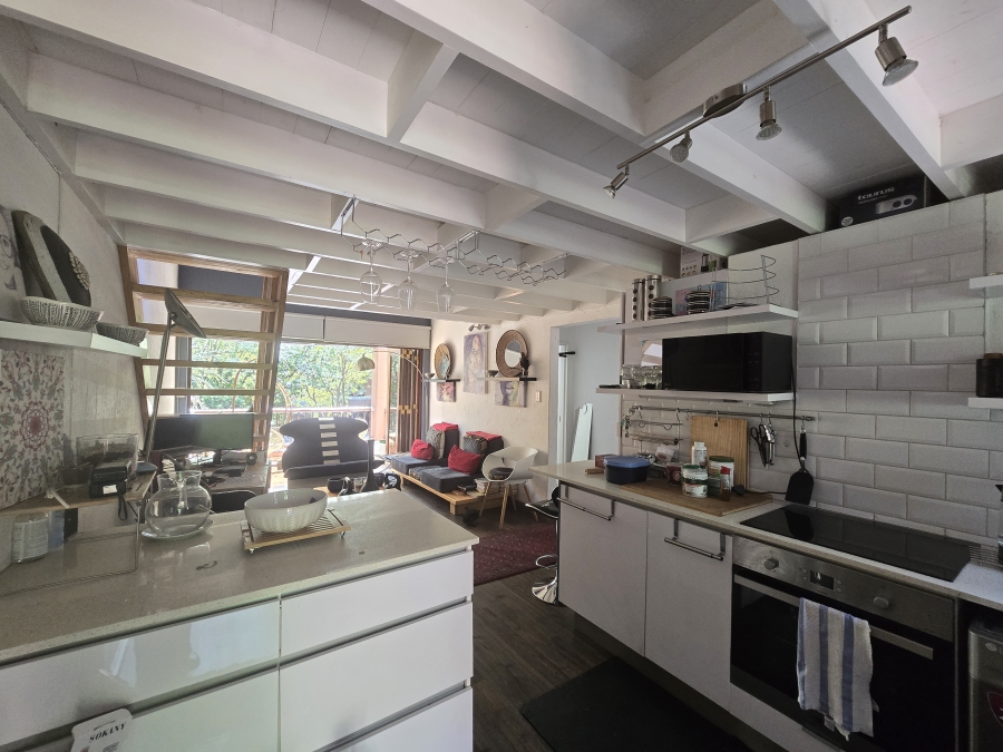 To Let 2 Bedroom Property for Rent in Sunninghill Gauteng