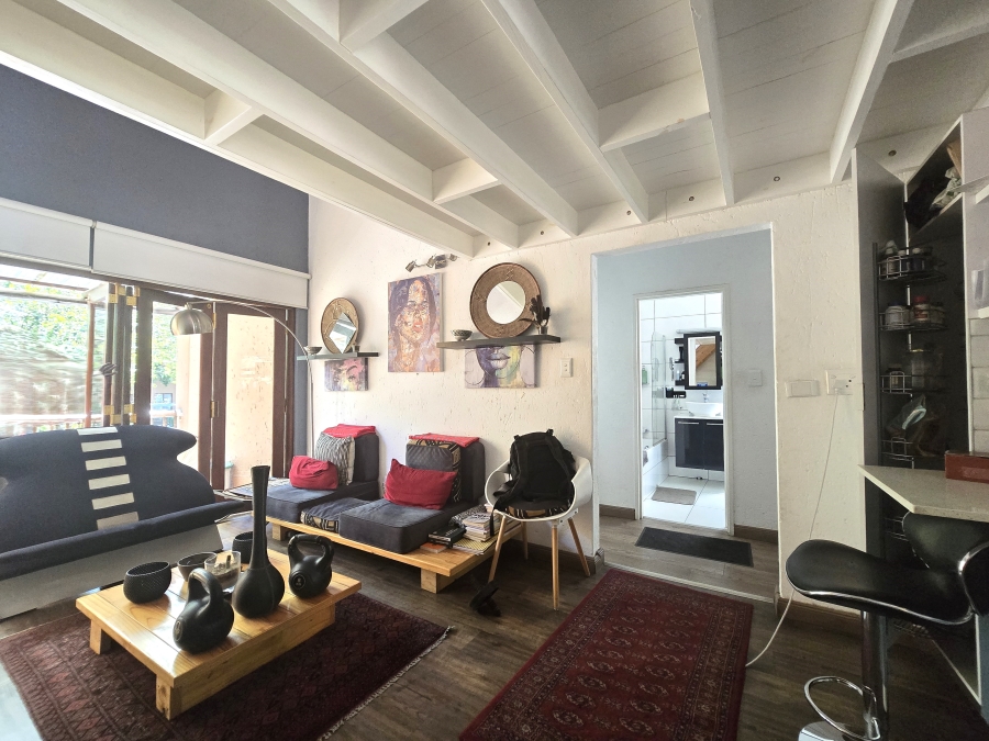 To Let 2 Bedroom Property for Rent in Sunninghill Gauteng