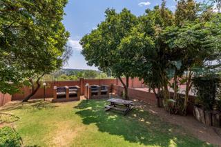 To Let 2 Bedroom Property for Rent in Sunninghill Gauteng