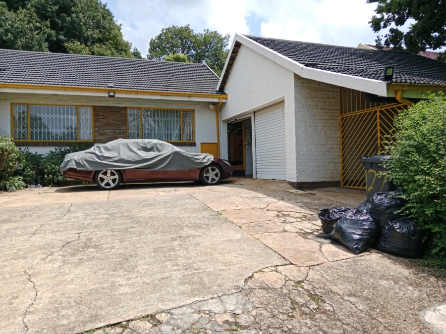 3 Bedroom Property for Sale in De Wetshof Gauteng