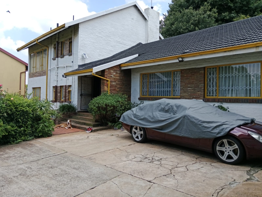 3 Bedroom Property for Sale in De Wetshof Gauteng