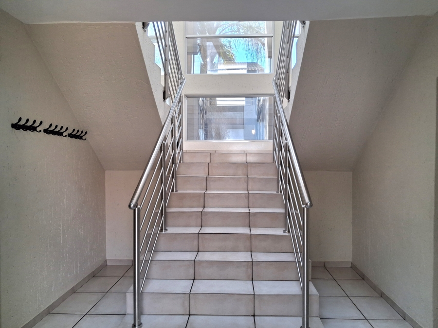 4 Bedroom Property for Sale in Greenstone Hill Gauteng
