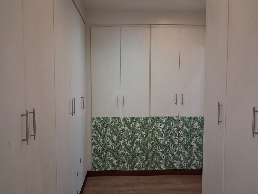 4 Bedroom Property for Sale in Greenstone Hill Gauteng