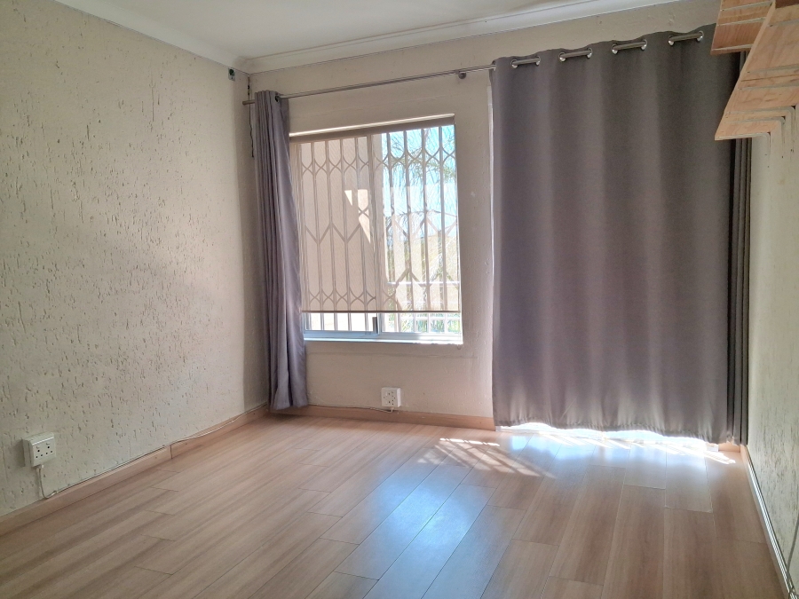 4 Bedroom Property for Sale in Greenstone Hill Gauteng