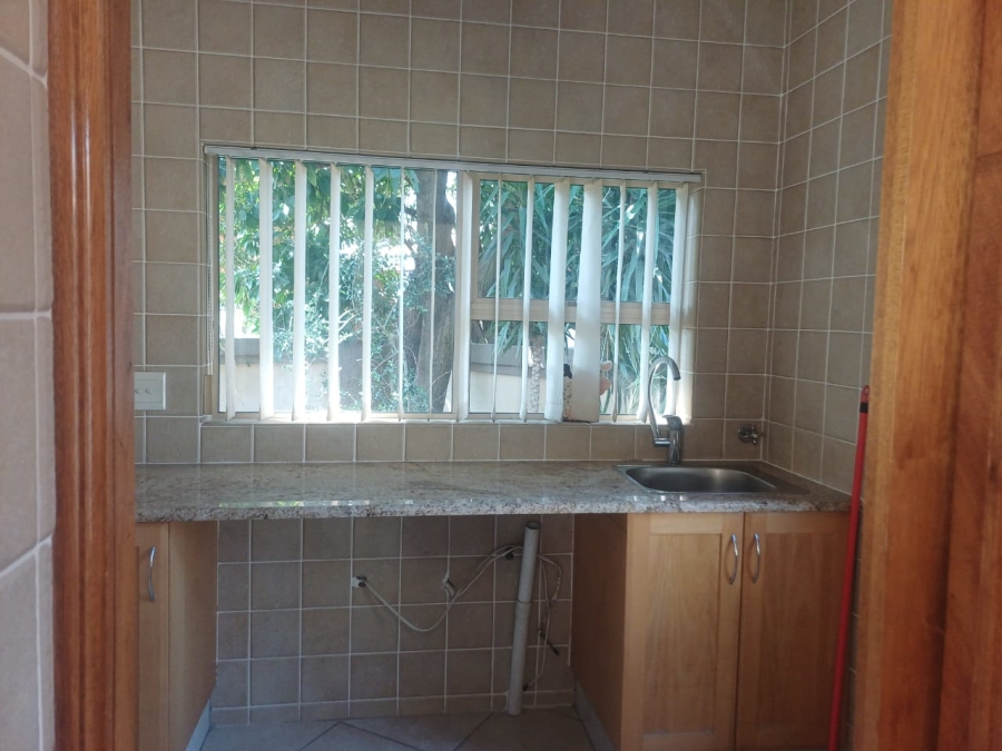 3 Bedroom Property for Sale in Lakefield Gauteng