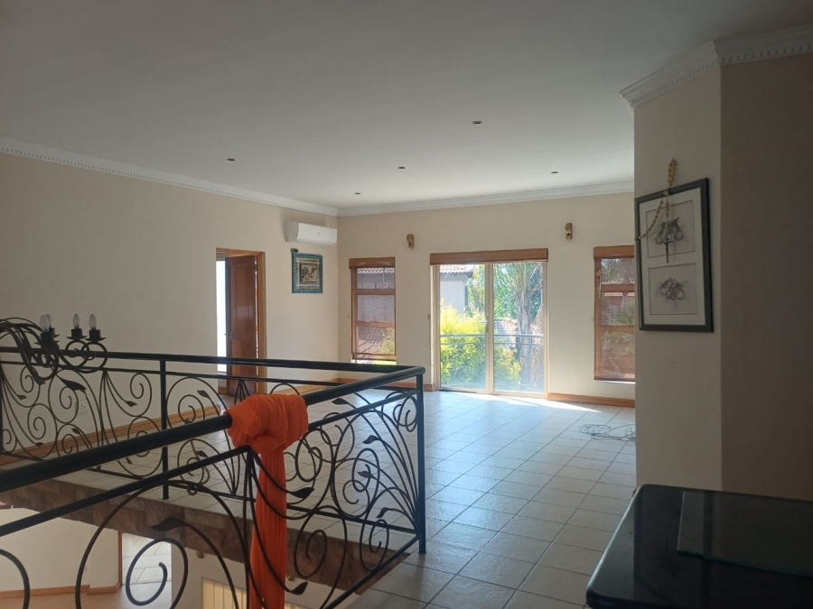 3 Bedroom Property for Sale in Lakefield Gauteng