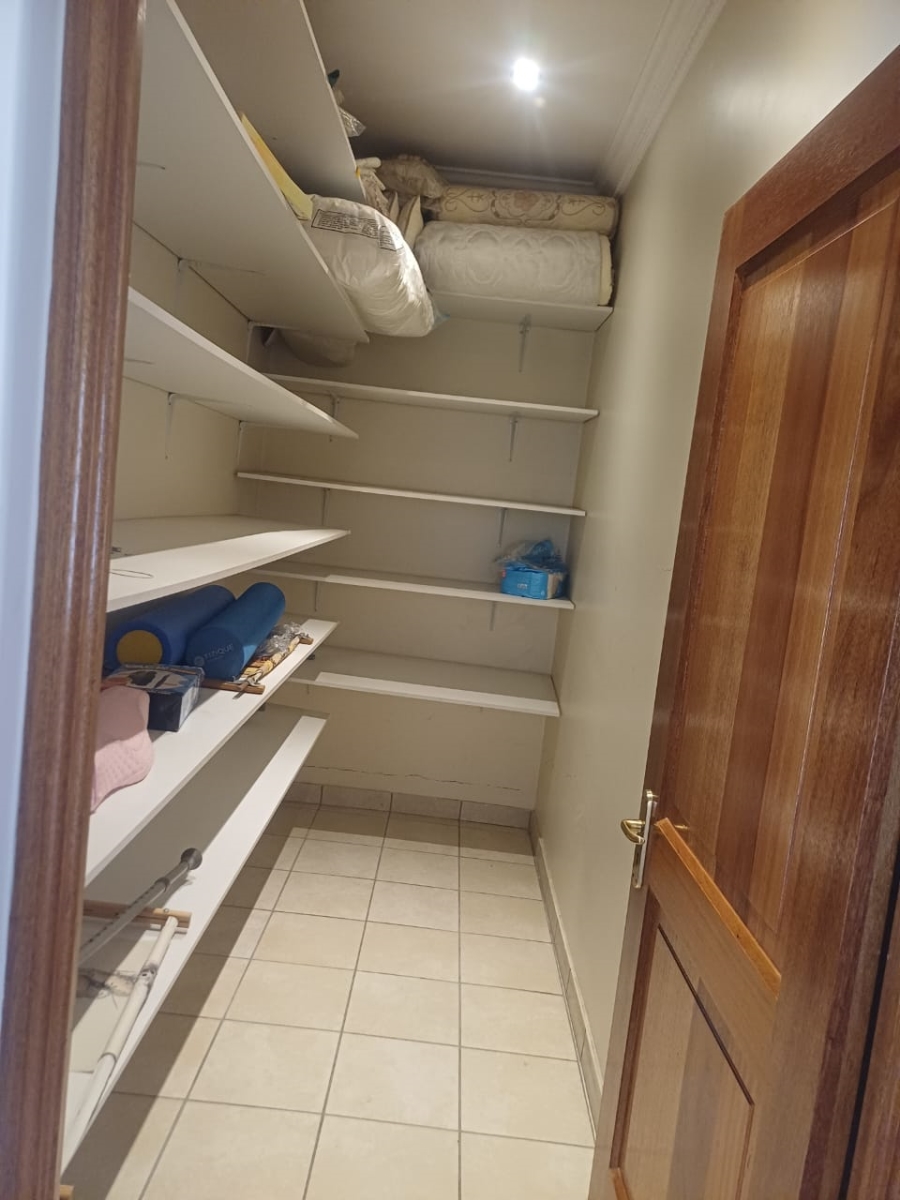 3 Bedroom Property for Sale in Lakefield Gauteng