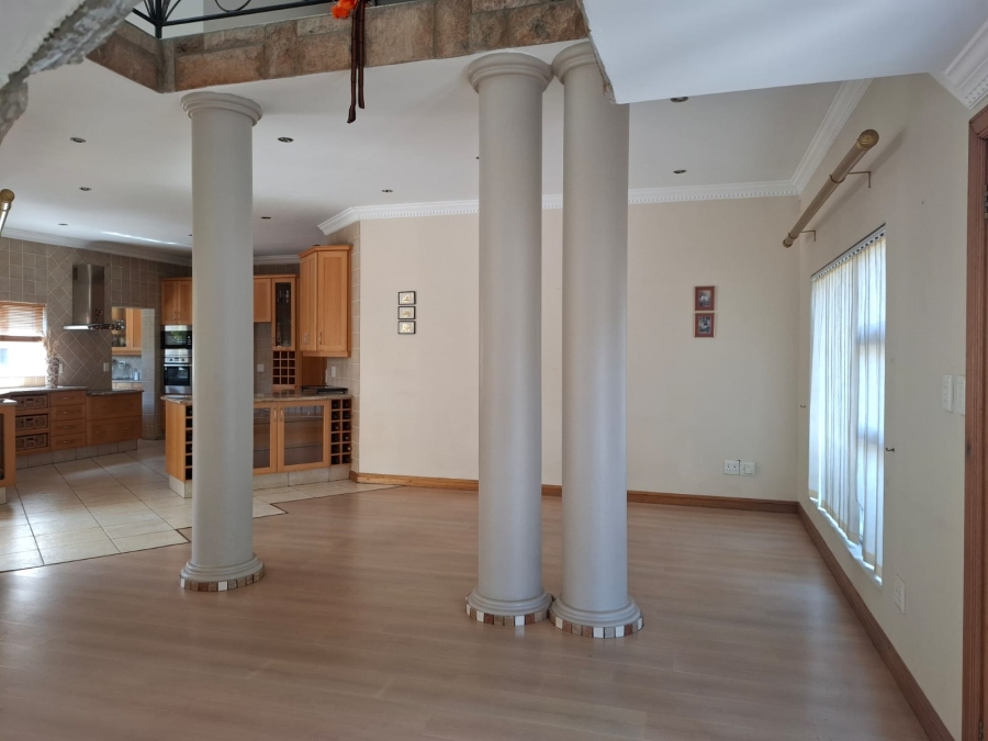 3 Bedroom Property for Sale in Lakefield Gauteng