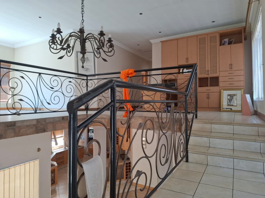 3 Bedroom Property for Sale in Lakefield Gauteng
