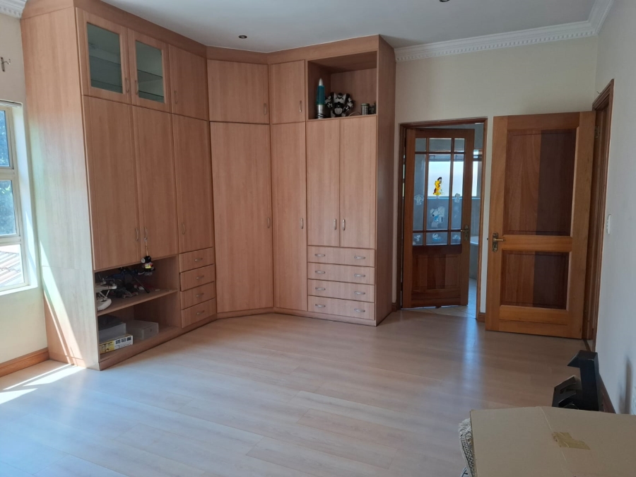 3 Bedroom Property for Sale in Lakefield Gauteng