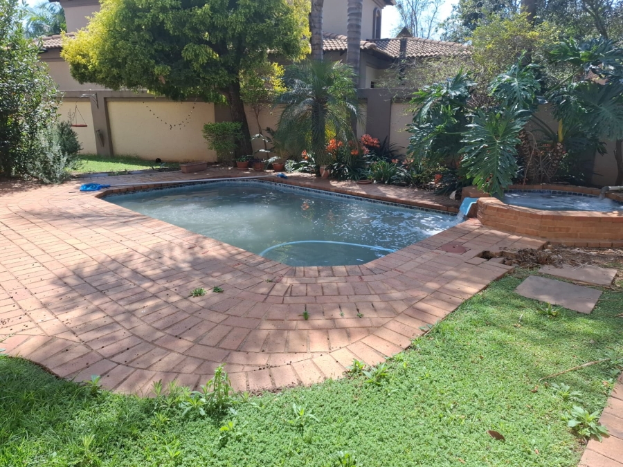 3 Bedroom Property for Sale in Lakefield Gauteng