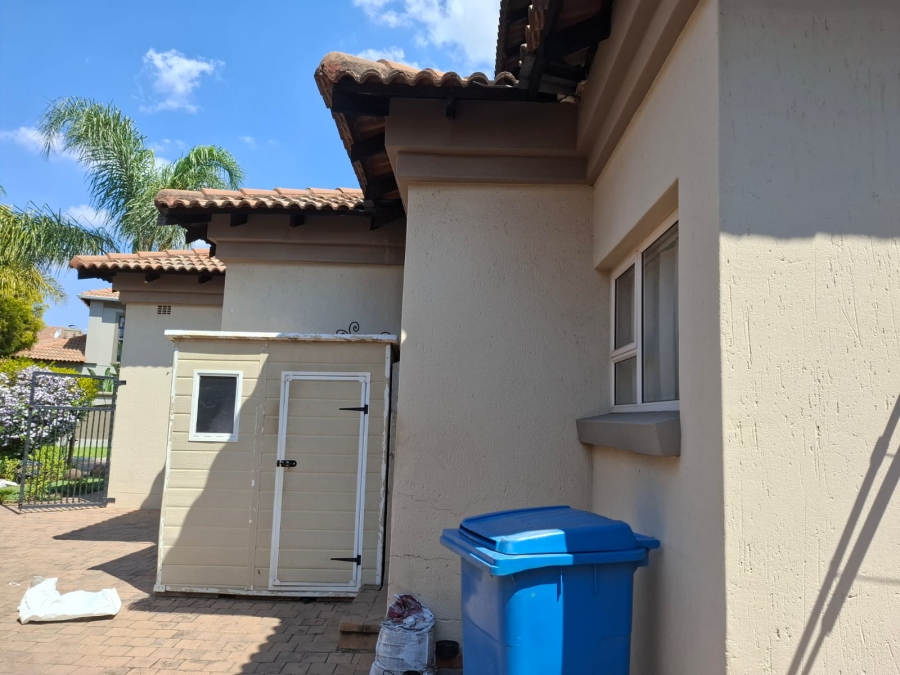 3 Bedroom Property for Sale in Lakefield Gauteng