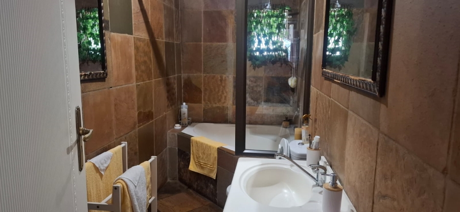 4 Bedroom Property for Sale in Benoni North Gauteng