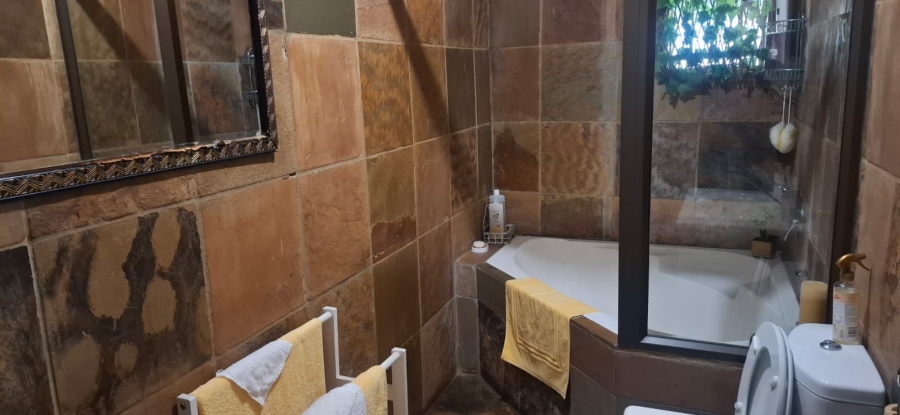4 Bedroom Property for Sale in Benoni North Gauteng