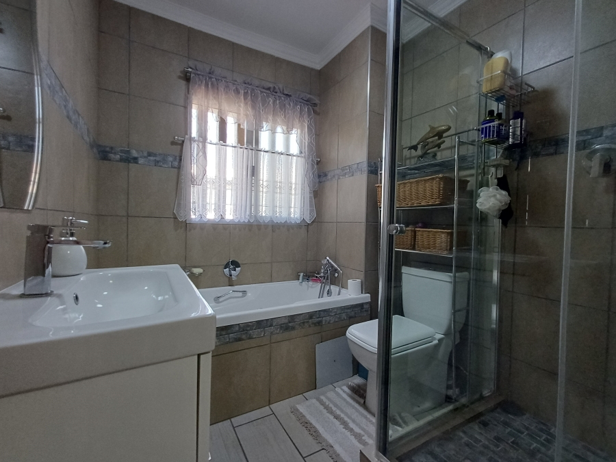 2 Bedroom Property for Sale in Eastleigh Gauteng