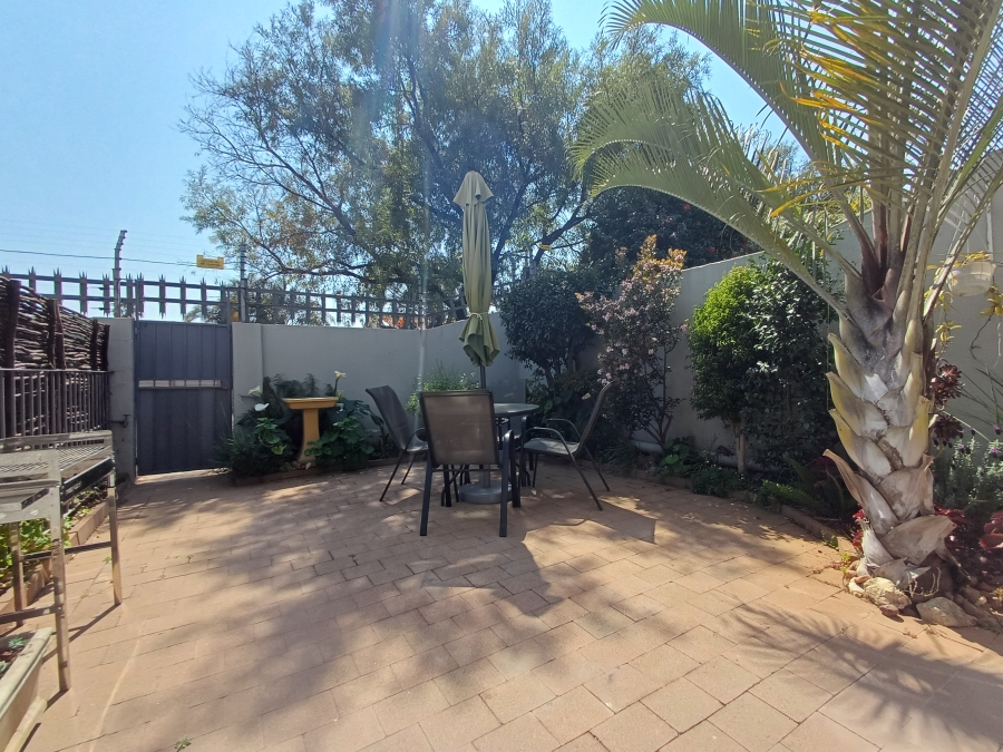 2 Bedroom Property for Sale in Eastleigh Gauteng