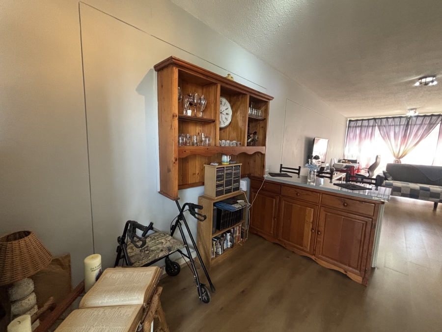 2 Bedroom Property for Sale in Elardus Park Gauteng
