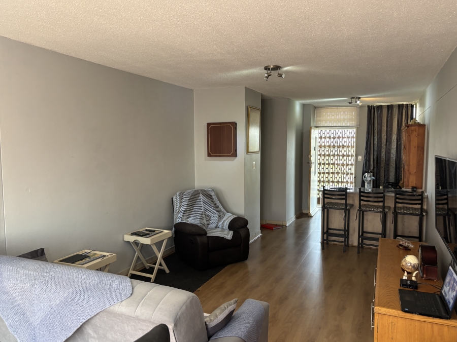 2 Bedroom Property for Sale in Elardus Park Gauteng