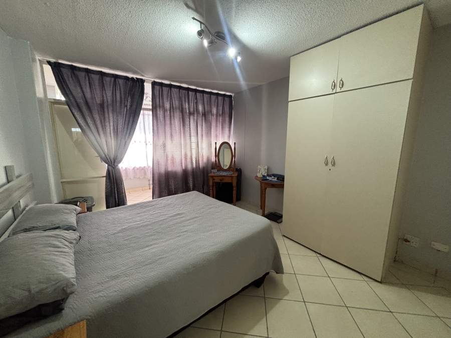 2 Bedroom Property for Sale in Elardus Park Gauteng