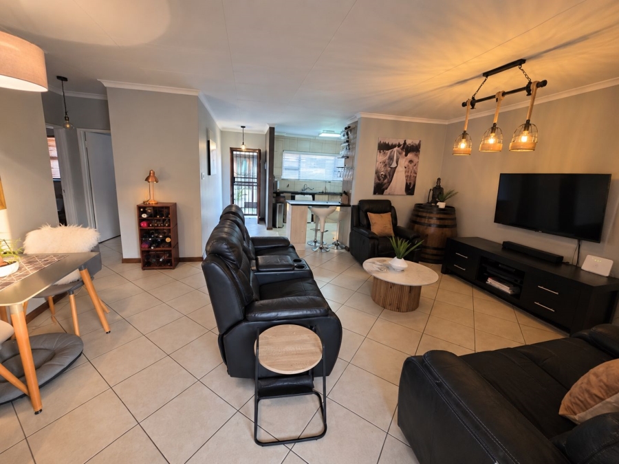 2 Bedroom Property for Sale in Meyersdal Gauteng