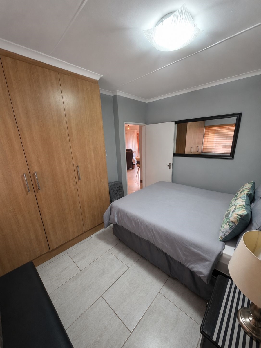 2 Bedroom Property for Sale in Meyersdal Gauteng