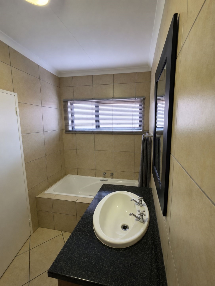 2 Bedroom Property for Sale in Meyersdal Gauteng