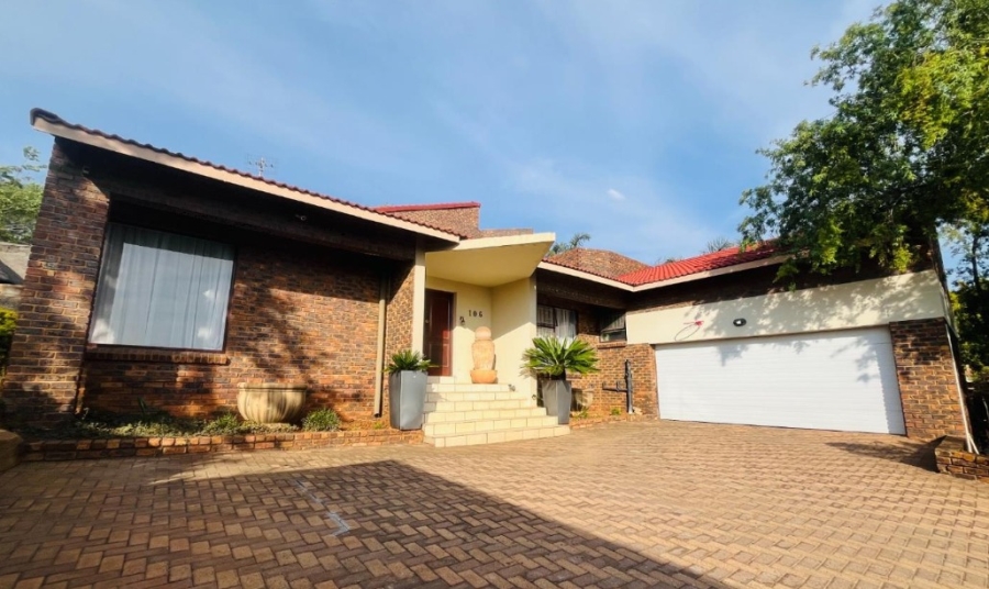 4 Bedroom Property for Sale in Meyersdal Gauteng