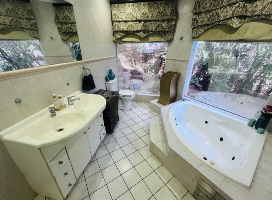 4 Bedroom Property for Sale in Meyersdal Gauteng